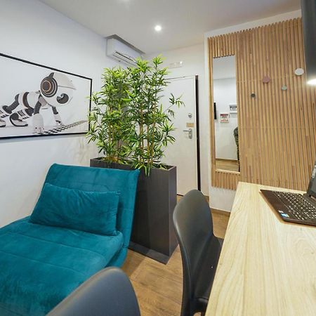 Run House 07 Rooms & Apartments Cassano delle Murge Buitenkant foto