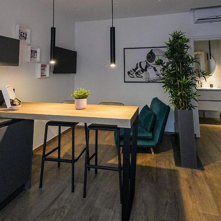 Run House 07 Rooms & Apartments Cassano delle Murge Buitenkant foto