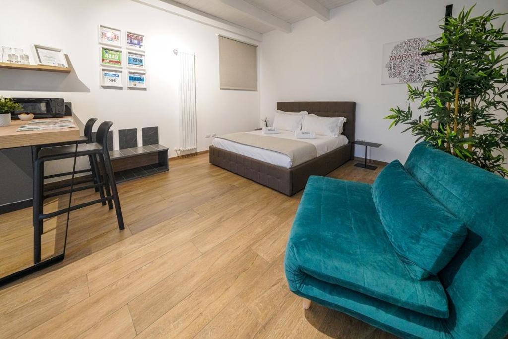 Run House 07 Rooms & Apartments Cassano delle Murge Buitenkant foto